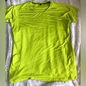 Under Armour T-shirt